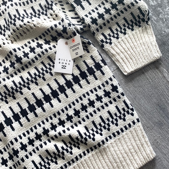 🔥🔥BILLABONG - OVERSIZED HEY BABE SWEATER🔥 - Picture 2 of 7